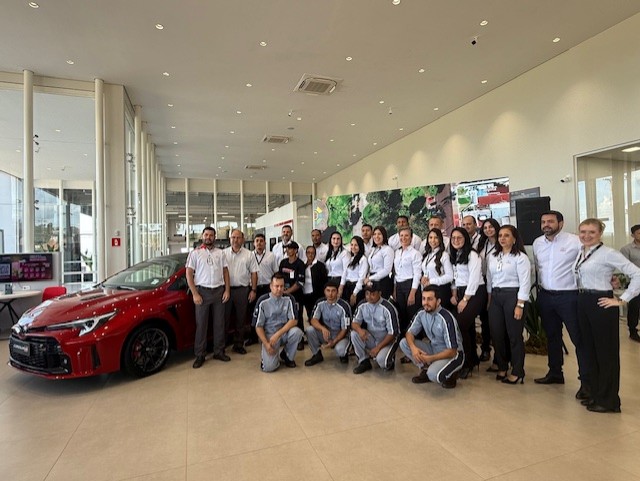 Família de investidores da marca Toyota leia-se Douramotors Maracaju (Foto Hosana de Lourdes)