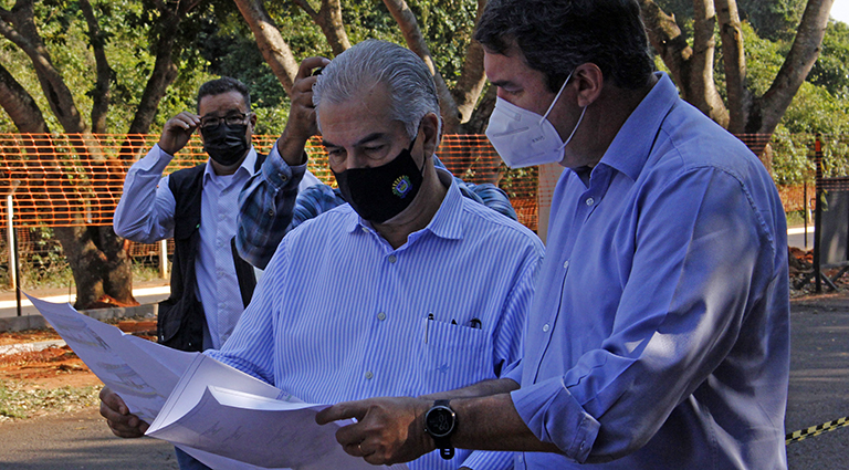 Governador Reinaldo Azambuja e secretário Eduardo Riedel vão gerir novo recurso (foto: Chico Ribeiro)