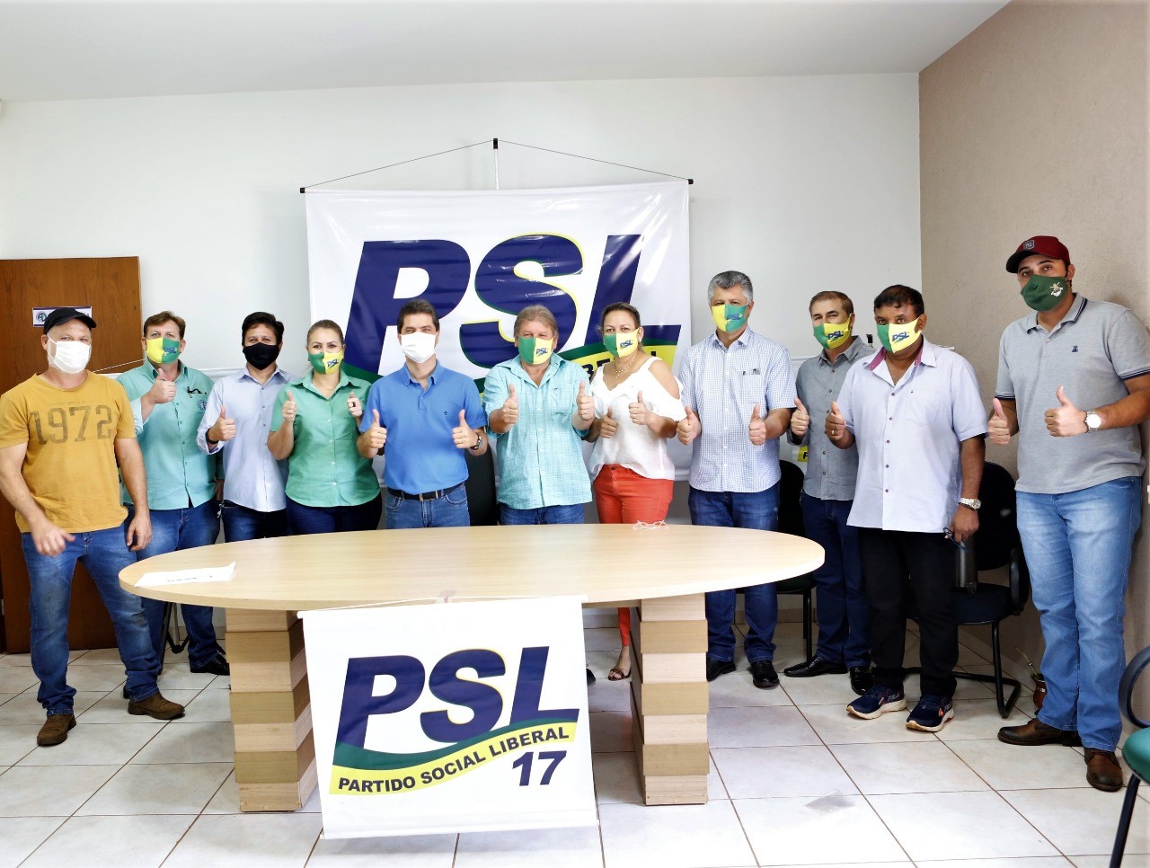 PSL de Maracaju declara apoio a Marcos Calderan