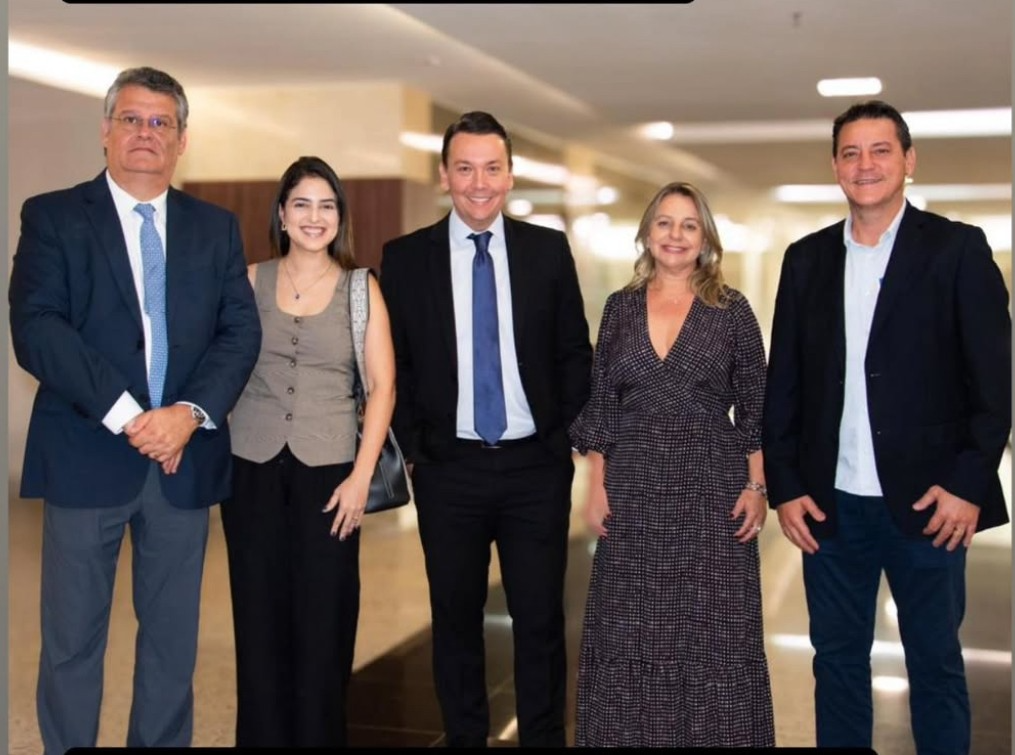 Prefeito Vinicius Terin em Goiânia pede a criação da comarca local ao TJGO