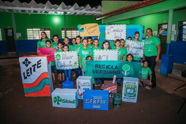 Projeto em Escola Municipal de Maracaju  (Divulga&ccedil;&atilde;o)