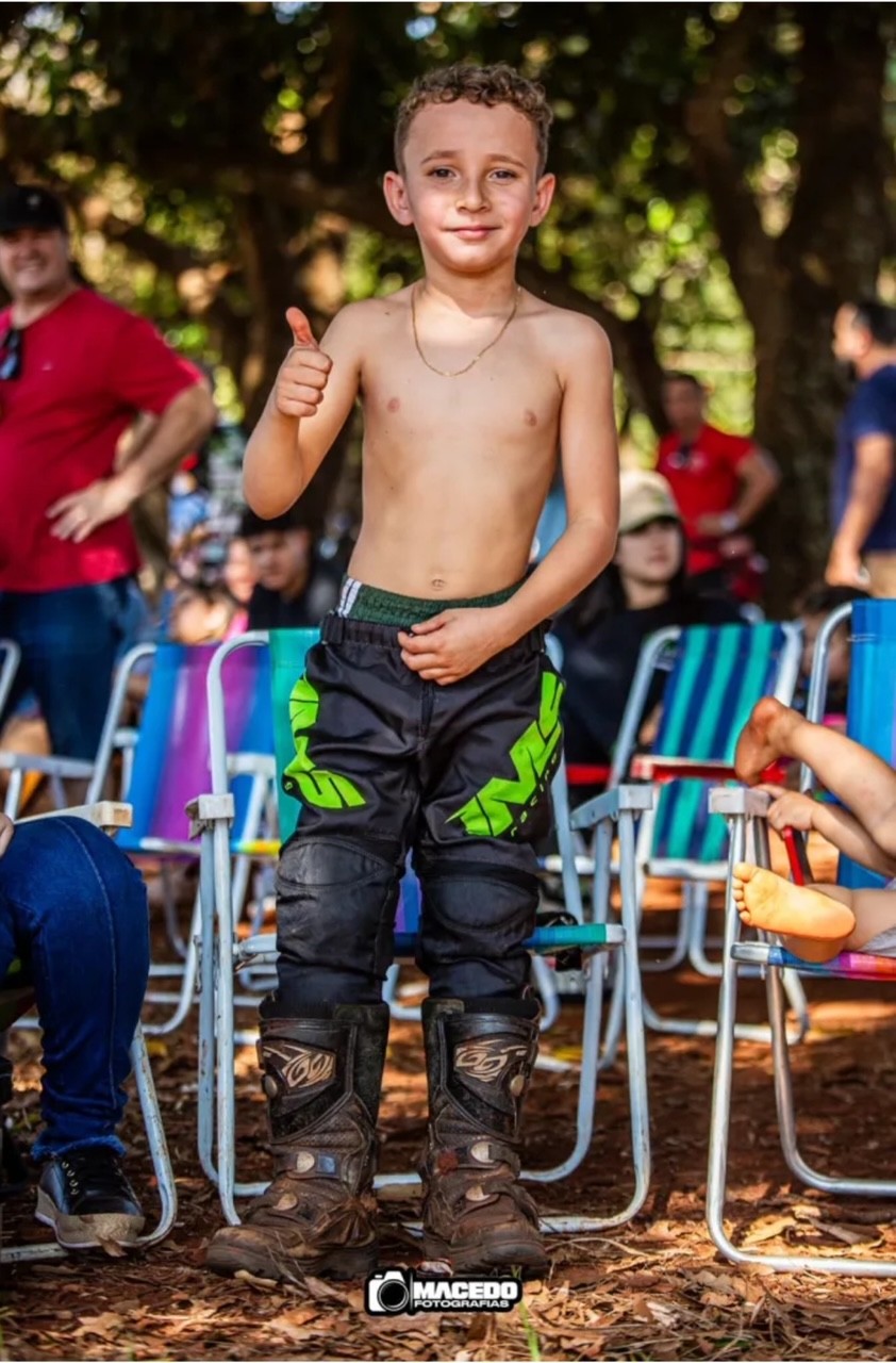 Pedro Henrique  piloto de apenas 07 anos de idade de Maracaju (foto Divulgação)