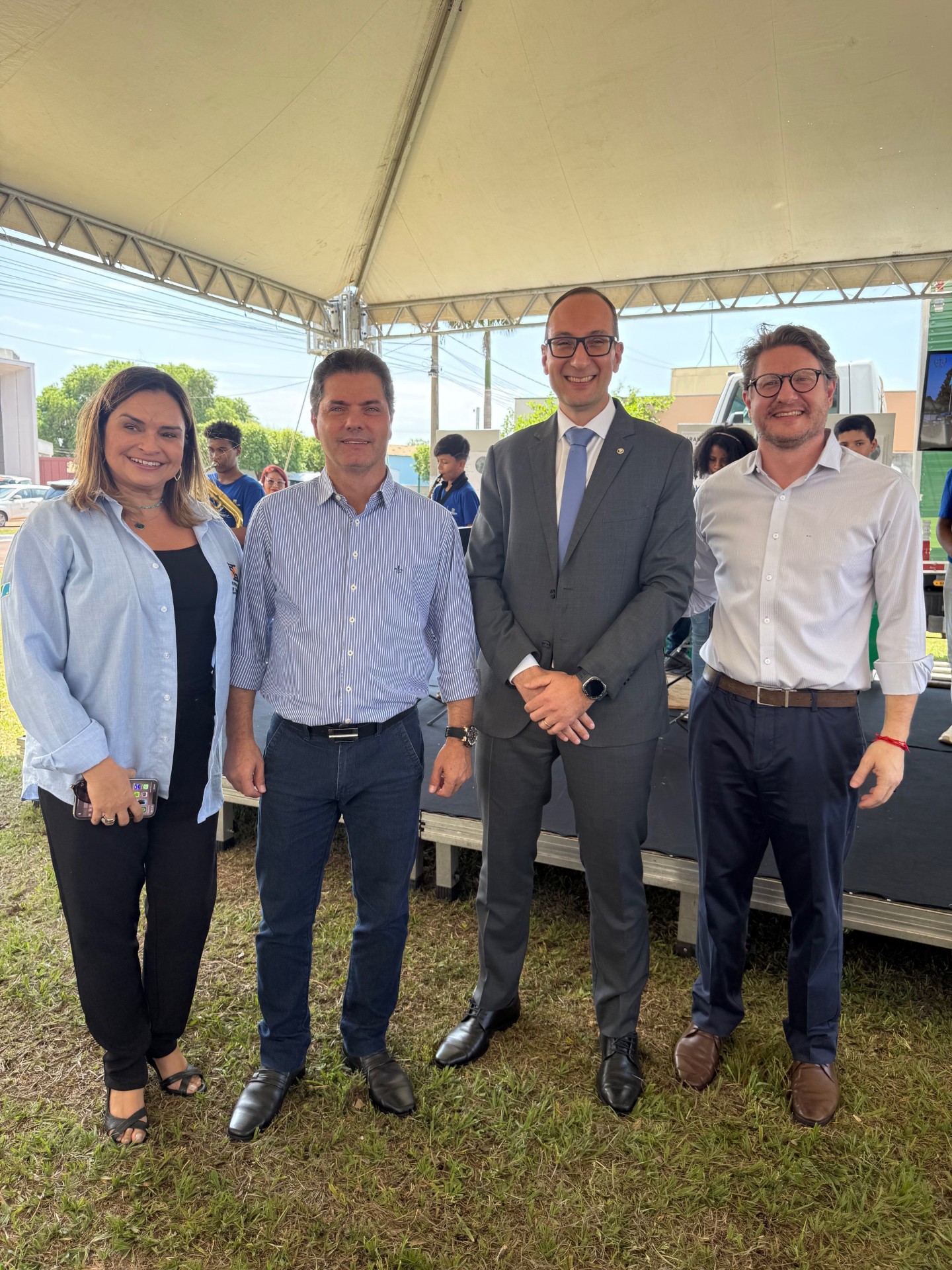 Giovana Correa Fundação de Cultura, prefeito marcos Calderan, Defensor Público-Geral do Estado, Pedro Paulo Gasparini e secretaario de administração Frederico Felini no lançamento em Maracaju (Foto Hosana de Lourdes)