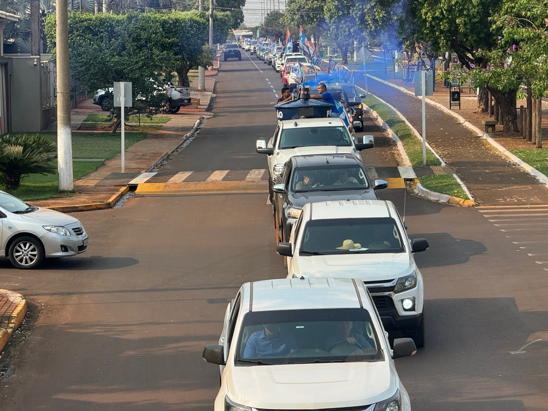 Carreata se iniciou na Avenida Mario Correa (foto Hosana de Lourdes)