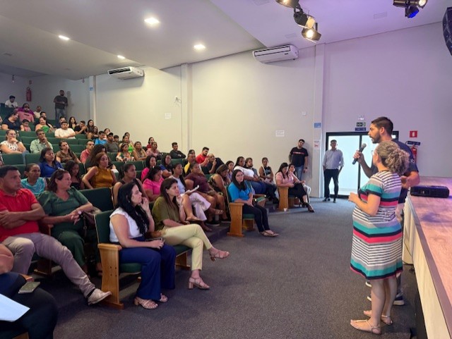 Posse dos aprovados em Concurso da Prefeitura de Maracaju - Educação (foto Hosana de Lourdes0