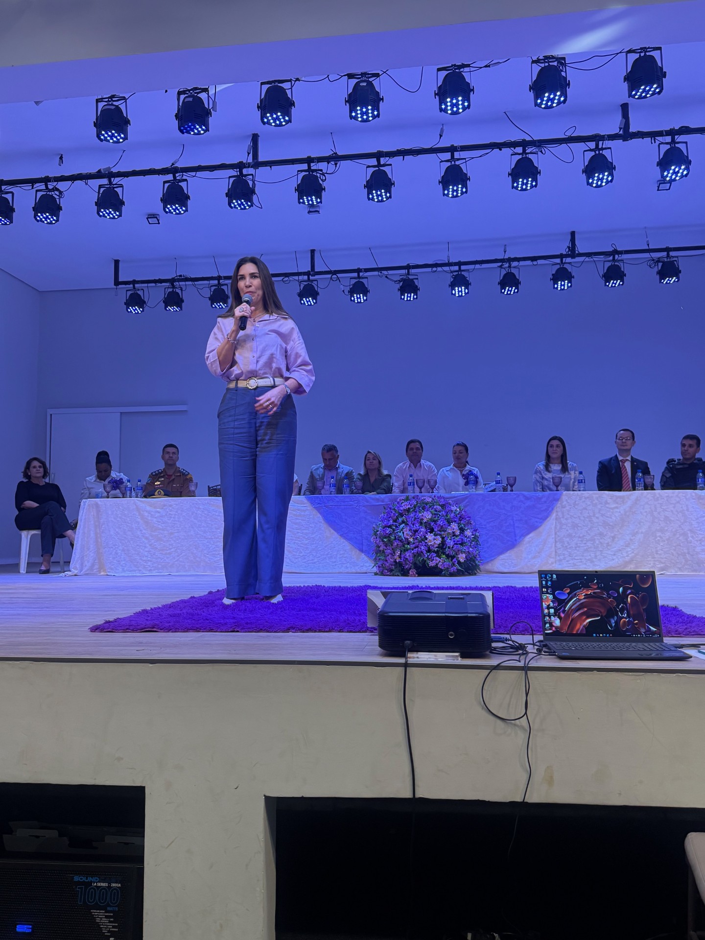 Primeira dama Mônica Riedel que esteve presente no evento (Hosana de Lourdes)