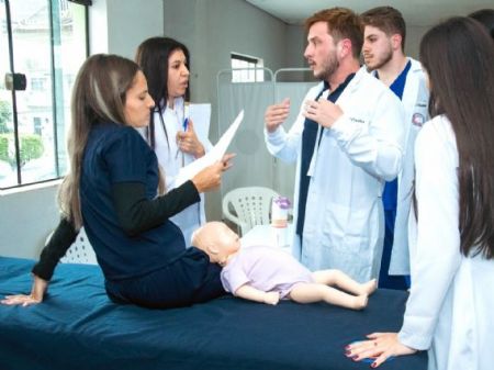 Centro de Simulação é exemplo da excelência e ensino de qualidade na UCP de Pedro Juan (Fotos Jaqueline Velasquez)