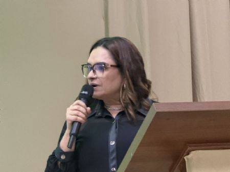 Giovana Correa que falou em nome do Governo do Estado