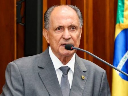 ALEMS aprova PEC de Zé Teixeira que altera posse do governador