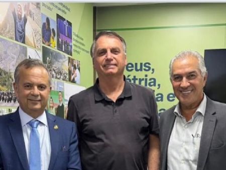 Ex-governador Reinaldo Azambuja se reúne com Jair Bolsonaro e Rogério Marinho em Brasília