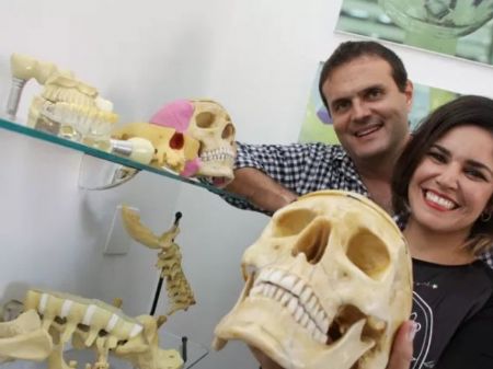 Fabiana Franceschi e Paulo Costa Silva Filho são os fundadores da Nacional Ossos