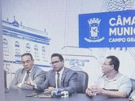 presidente da Câmara Municipal, Epaminondas Vicente Neto, o Papy (PSDB), destacou a gravidade da situação e o esforço para mediar a solução