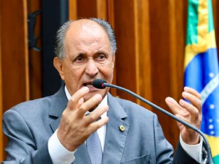 Ação parlamentar de Zé Teixeira destaca saneamento e estrutura escolar em Dourados