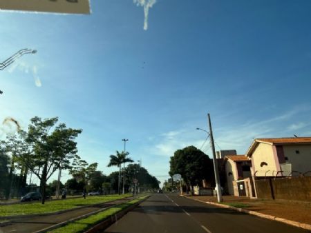 Avenida Mário Correa em Maracaju MS