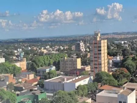 Dourados celebra 90 anos