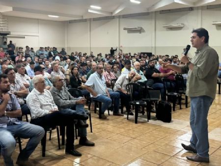 Produtor rural Valdenir Portela durante a reunião no Sindicato Rural de Maracaju