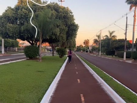 Avenida Mario Correa Pista de Caminhada em Maracaju 