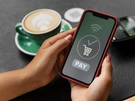 Pix tem 39% de adesão em pequenos negócios; como formas de pagamento impactam delivery