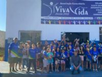 Padrinho do Projeto Viva Vida Maracaju com alunos da unidade 2 no Ilha Bella
