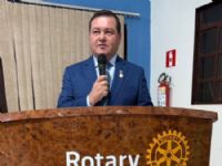 Empresário da aviação Dagoberto Pereira tomou posse ontem no Rotary Maracaju