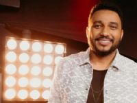 Cantor gospel Eli Soares, se apresenta hoje em Maracaju na Expomara