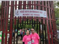 Emanuel e Eda, hoje, se encontram na cidade de Bento Gonçalves na 8a Maratona do Vinho