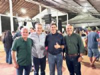 Deputado estadual Paulo Correaa, vereador Rener Barbosa, vereador Joãozinho Rocha e o produtor rural  Valdenir Portela Cardoso