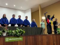 A Universidade da Grande Dourados realizou na noite de ontem colação de grau de Agronomia e Zootecnia.