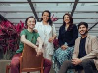 Da esq. para a dir.: Débora Anjos, gerente sênior de Gestão da Mudança Organizacional, Edjane Lima, gerente sênior de Desenvolvimento de Fórmulas, Kássia Reis, diretora jurídica para América Latina, e André Barreto, gerente de Marcas e Categorias, na sede