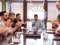 Governador recebeu a comitiva de Douradina na sala de reuniões