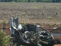 Veículo Corolla ficou totalmente destruído