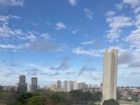 NA capital Campo Grande  registrando 17 °C e céu encoberto.