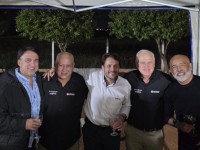 Cantor Rick com a equipe da Agricola Panorama